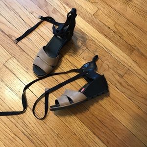Brand new Sorel sandals size 9